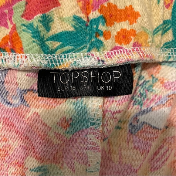 Topshop Bright Parrot Print Running Shorts - 6 - Picture 4 of 5